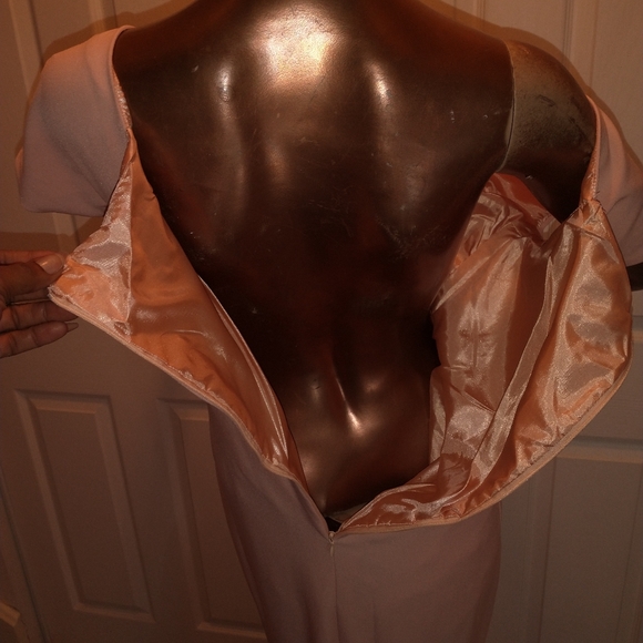 Women's long flowy fishtail blush pink dress - Picture 13 of 13